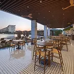 Grand Sapphire Modern 2 Bedroom With Terrace Lazania
