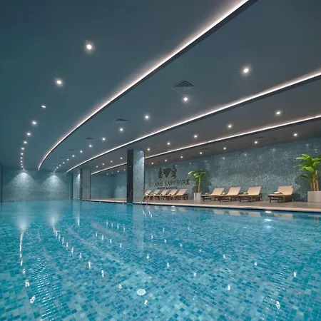Grand Sapphire Modern 2 Bedroom With Terrace *