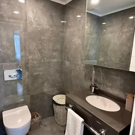 Appartement Grand Sapphire Modern 2 Bedroom With Terrace Lazania