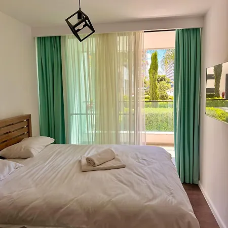 Appartement Grand Sapphire Modern 2 Bedroom With Terrace Lazania