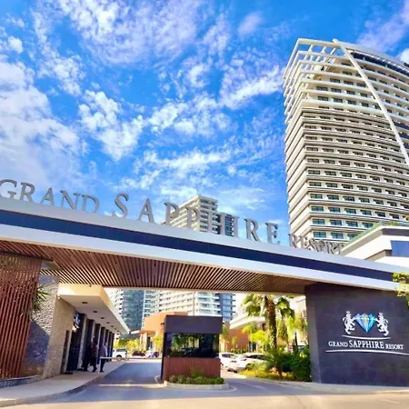Grand Sapphire Modern 2 Bedroom With Terrace