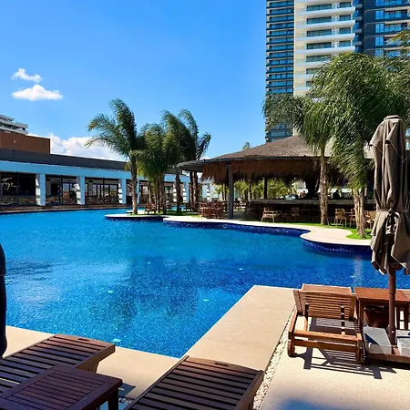 Grand Sapphire Modern 2 Bedroom With Terrace Lazania