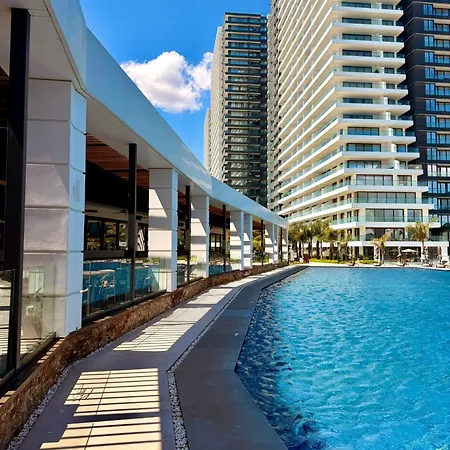 Grand Sapphire Modern 2 Bedroom With Terrace Appartement Lazania