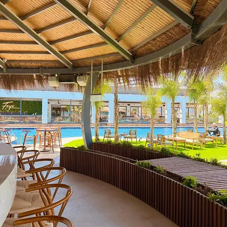 Grand Sapphire Modern 2 Bedroom With Terrace